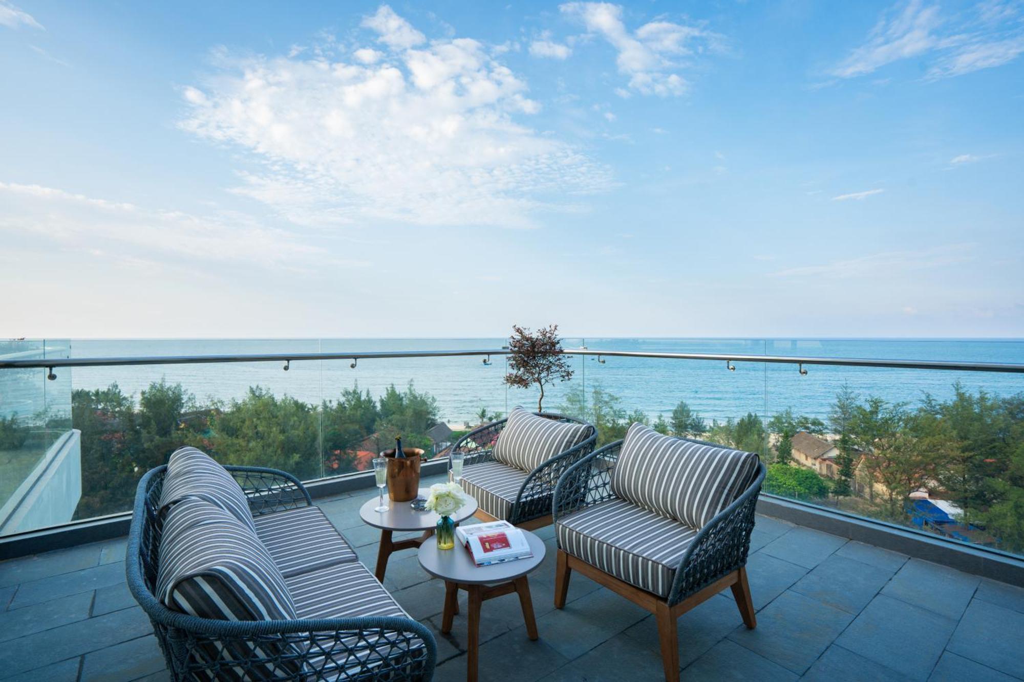 Poseido Hotel Quang Binh ด่งเฮ้ย ภายนอก รูปภาพ