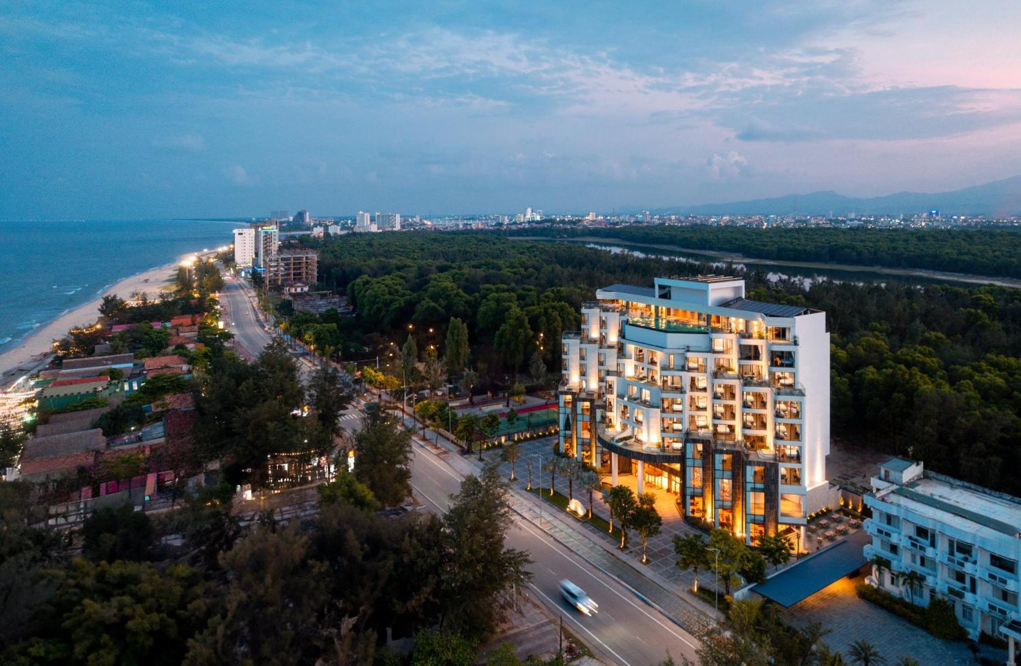 Poseido Hotel Quang Binh ด่งเฮ้ย ภายนอก รูปภาพ